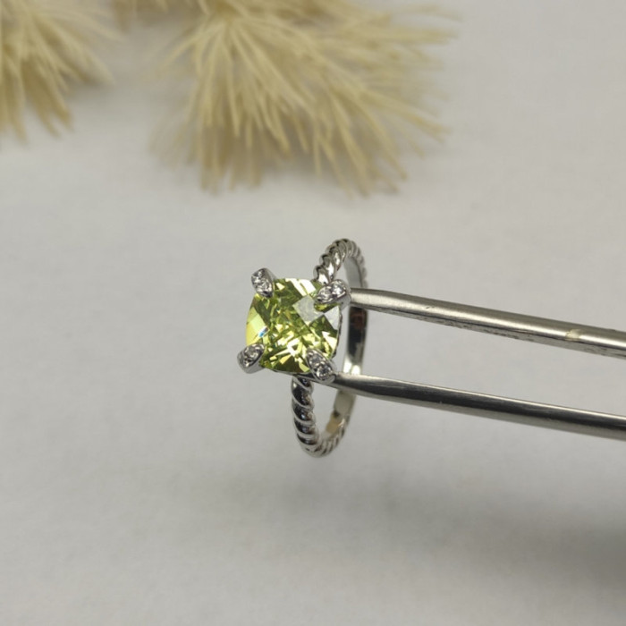 David Yurman 8mm Four-Prong Green Diamond Ring