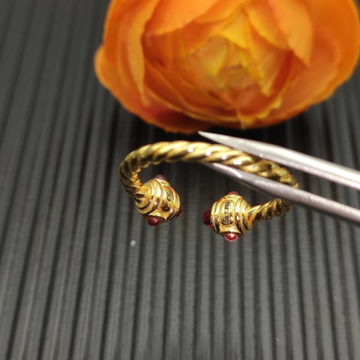 David Yurman 2.3mm Gold Renaissance Red Diamond Pavé Ring
