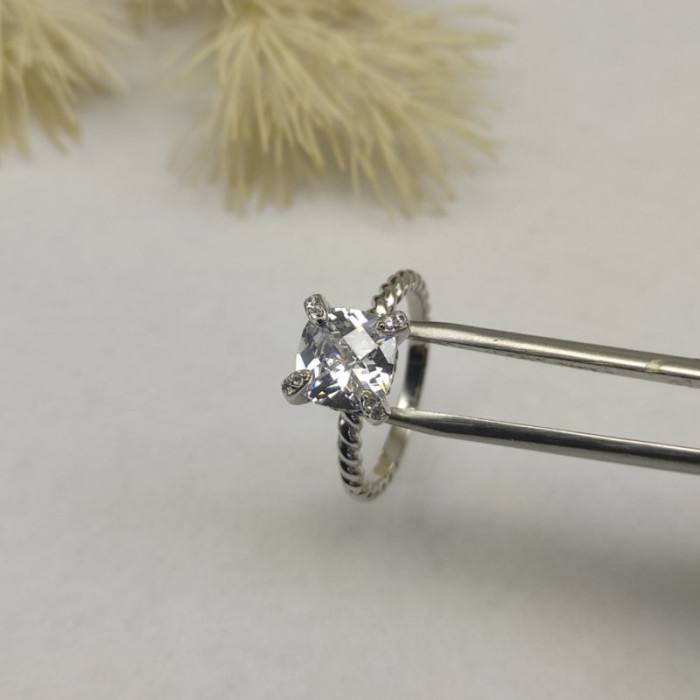 David Yurman 8mm Four-Prong White Diamond Ring
