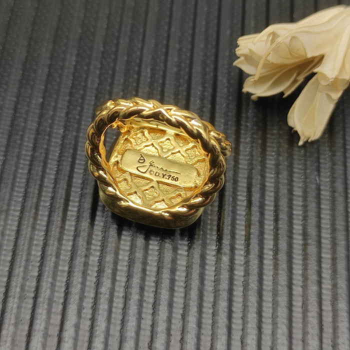 David Yurman 18mm Gold Square Pavé Diamond Ring